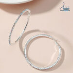 گوشواره حلقه‌ای برجسته بزرگ زنانه I AM نقره‌ای براق ضدحساسیت